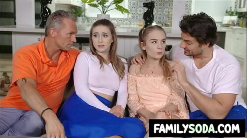 Foto mulheres nua novinha safada metendo forte com rabuda sexy