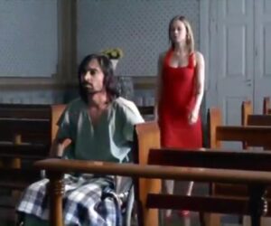 Mariana Ximenes em sexo na igreja com o cadeirante