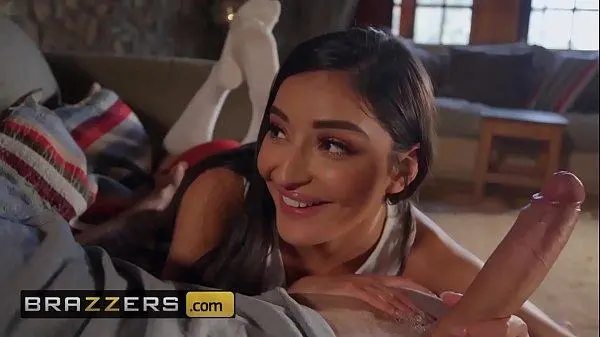 Brazzers pornhub encarando duas gostosas no anal em suruba